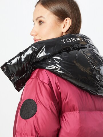 TOMMY HILFIGER Winterjacke in Rot