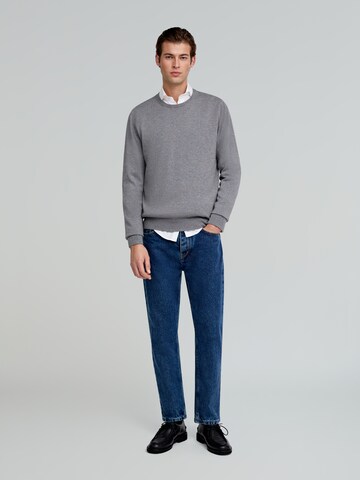 Pullover di Scalpers in grigio: frontale