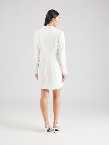 Robe 'YASYARA' YAS en blanc