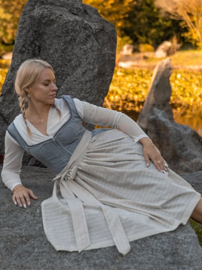 INNA.Trachten Dirndl 'Helene' in beige, Produktansicht