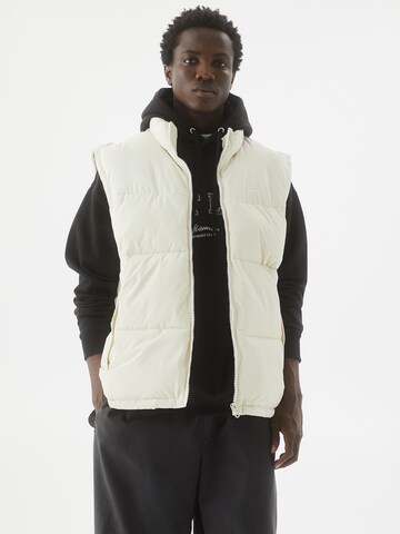 Pull&Bear Weste in Weiß: Vorderseite