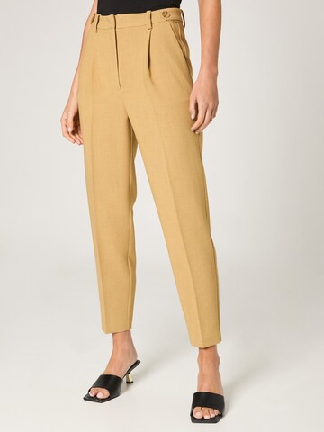Effilé Pantalon à plis 'Thora' Guido Maria Kretschmer Women en beige : devant