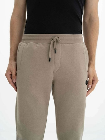 Arma Конический (Tapered) Штаны в Серый