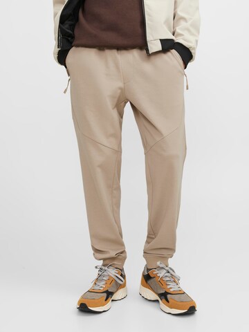 JACK & JONES Tapered Pants in Beige: front