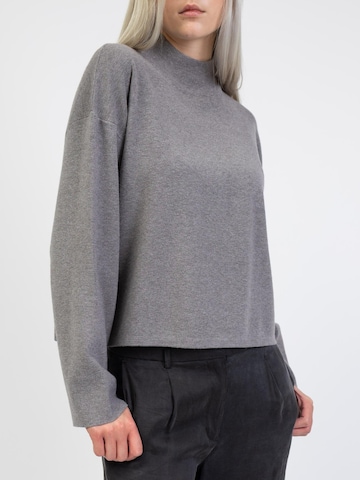 BROKE + SCHÖN Sweater in Grey