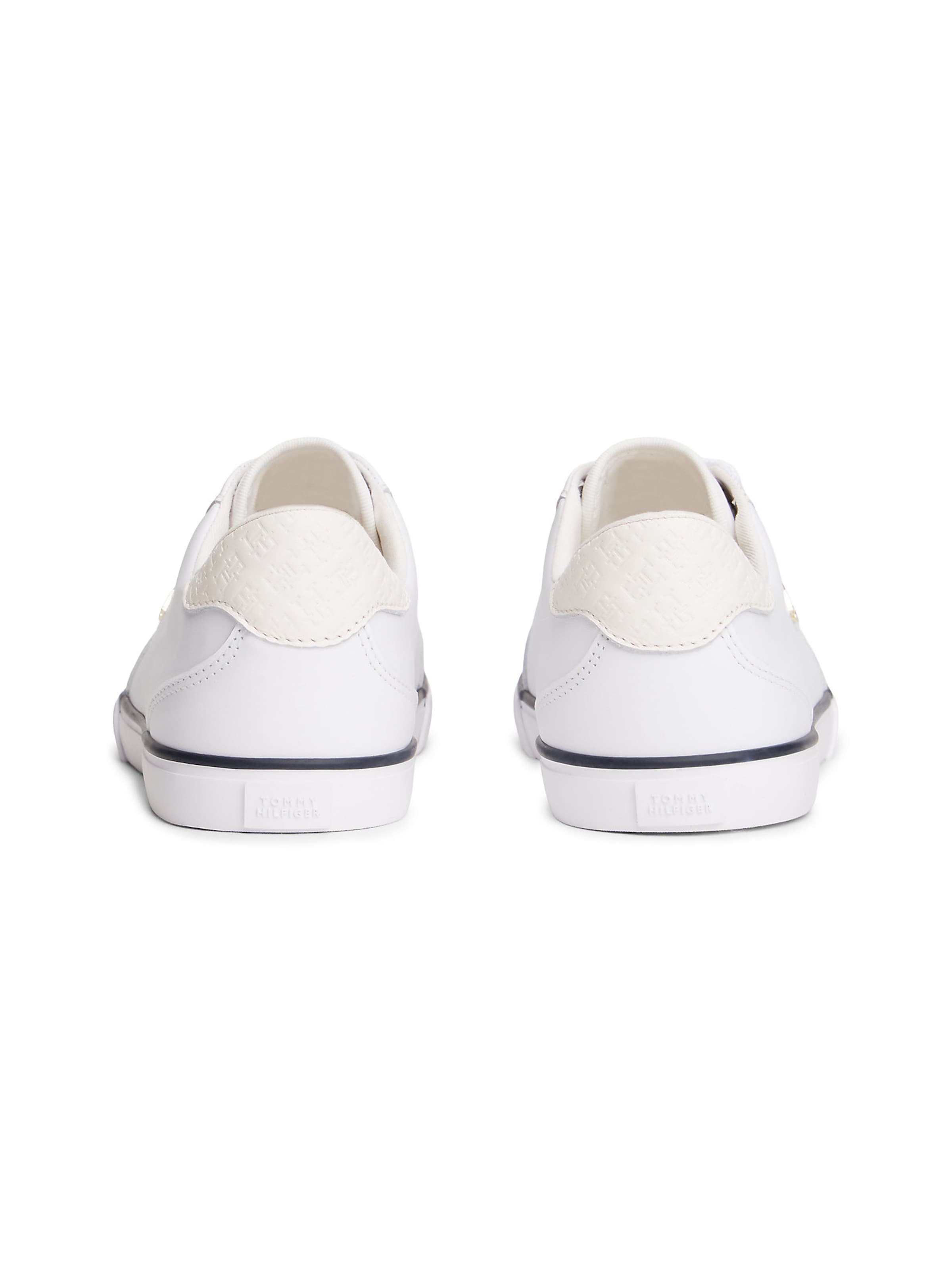 Baskets basses TOMMY HILFIGER en blanc