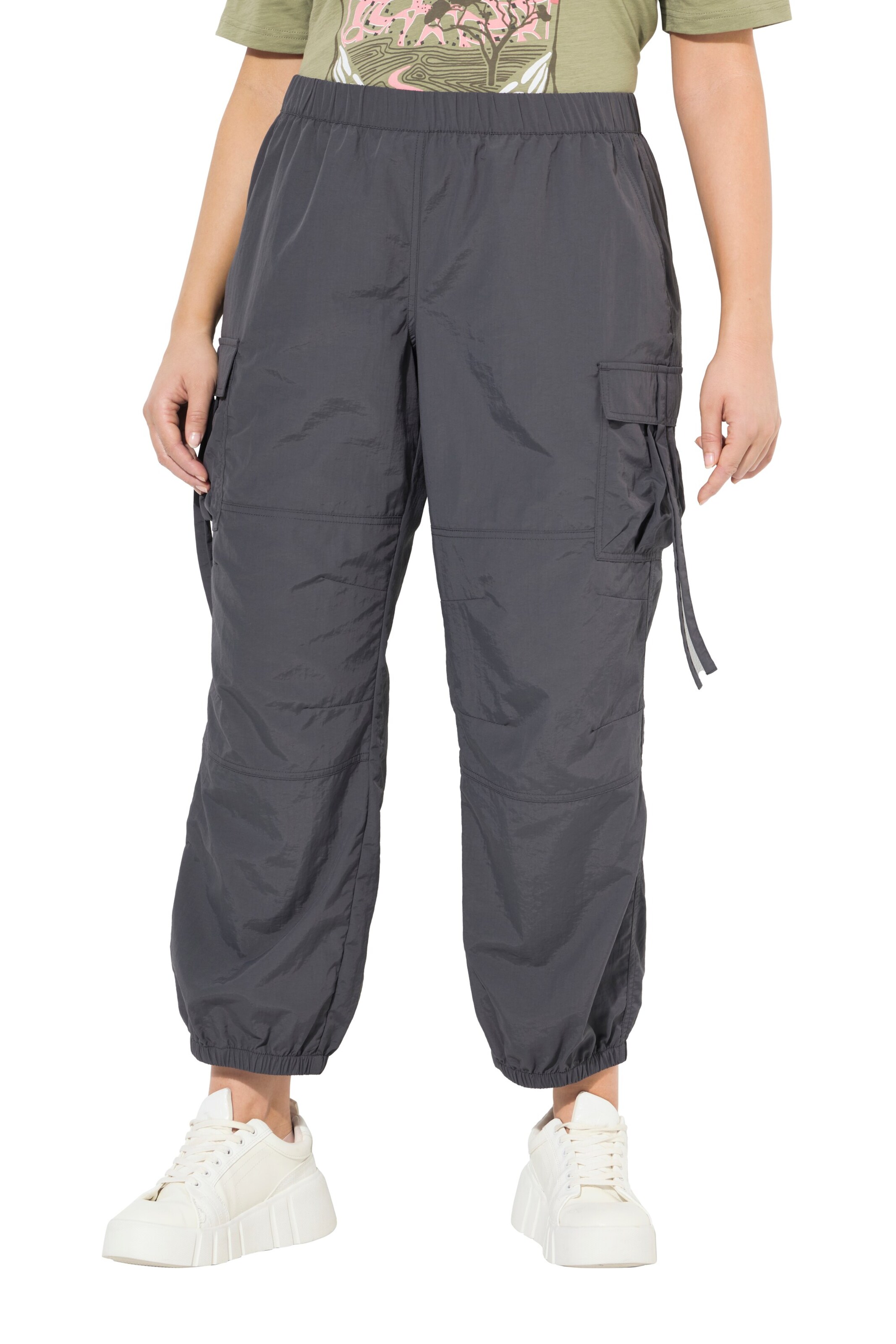 Ulla Popken Tapered Cargo Pants in Grey: front