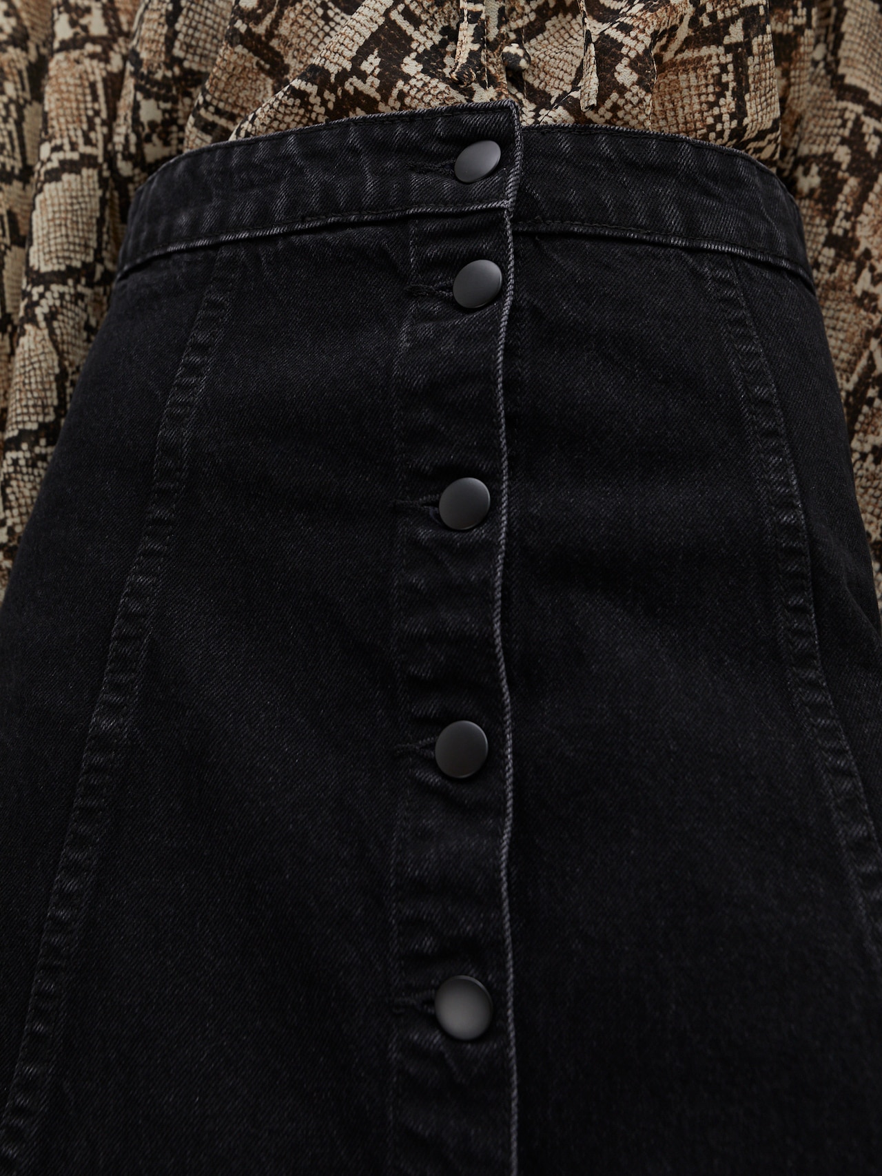 EDITED Producten Rok 'Kathy' Black denim