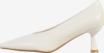 Décolleté 'Pumps mit Absatz' di Super Mode in bianco: frontale