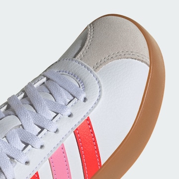 Baskets 'VL Court 3.0' ADIDAS SPORTSWEAR en blanc