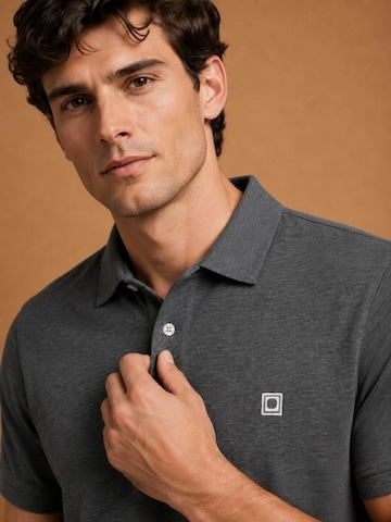 KING Essentials Shirt 'The Rene'‌‌ in Grau