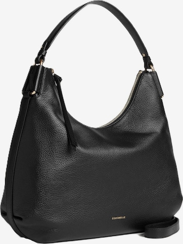 Coccinelle Schultertasche 'E1T95130101' in Schwarz: Vorderseite