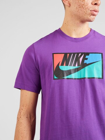 Nike Sportswear T-Shirt 'CLUB' in Lila