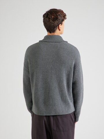 WEEKDAY Sweater 'Jim' in Grey