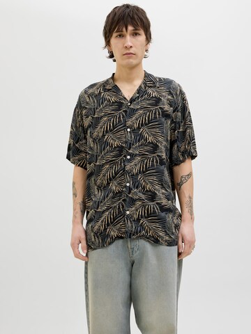 JACK & JONES Классический крой Рубашка 'JJEJeff Tropical' в Черный: спереди