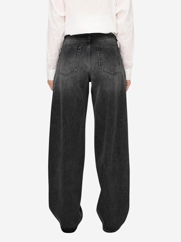 regular Jeans 'ONLGIANNA MW STRAIGHT DNM DOT980 NOOS 15347094' di ONLY in nero