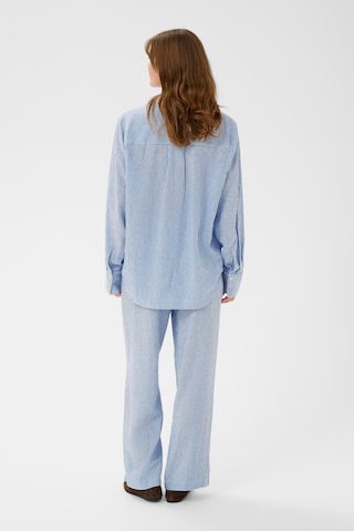 Chemisier 'Aria' SOAKED IN LUXURY en bleu