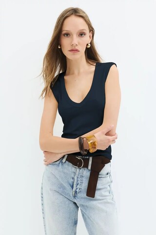 No Matter What Top in Blauw: voorkant