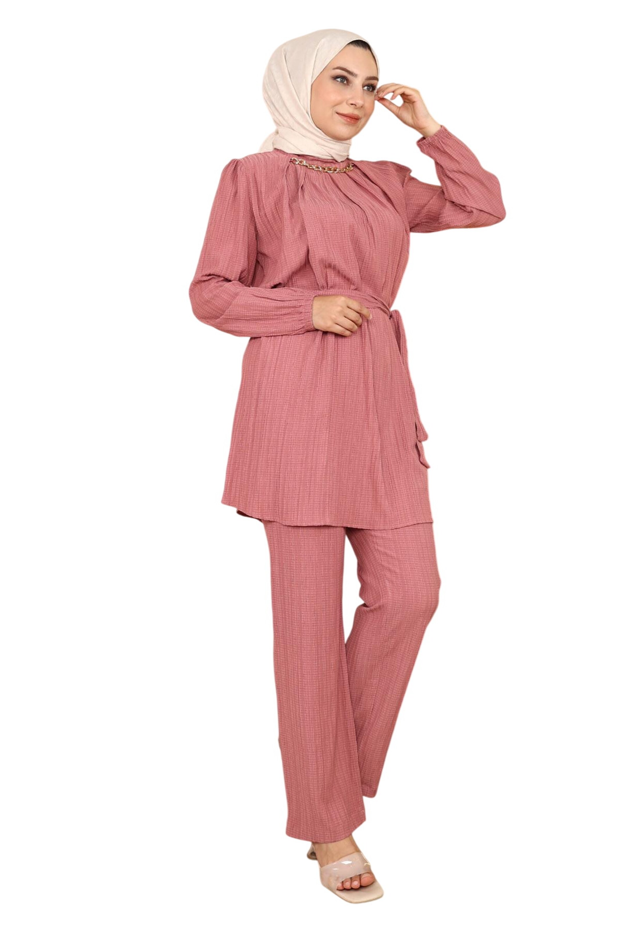 Pantalons de tailleur MODAMIHRAM en rose