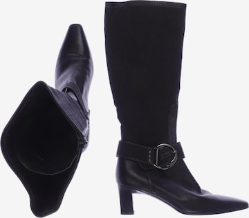 Salvatore Ferragamo Dress Boots in 41,5 in Black: front