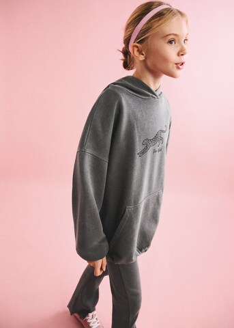 MANGO KIDS Sweatshirt 'Wild' in Grau: Vorderseite