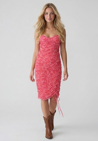 Robe IZIA en rouge