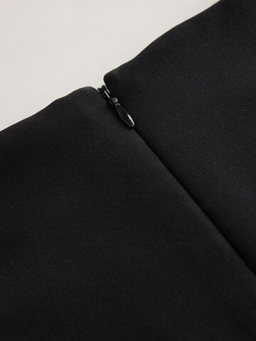 Robe fourreau Next en noir