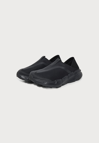 Scarpa da corsa 'Cloudsoma Moc' di On in nero