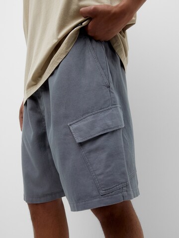 Pull&Bear Loosefit Shorts in Grau