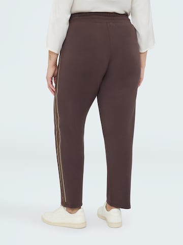 Fiorella Rubino Regular Broek in Bruin