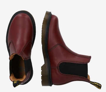 Dr. Martens - Botas Chelsea en rojo