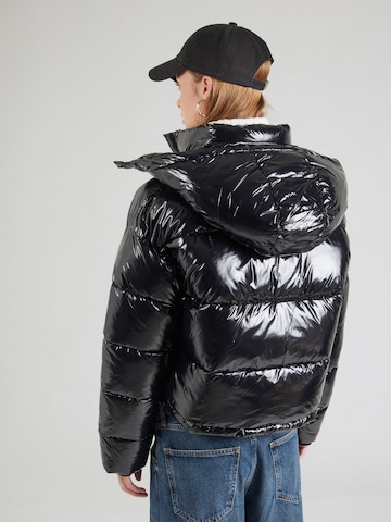 Veste d’hiver KARL LAGERFELD JEANS en noir