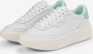 Sneaker low de la FILA pe alb