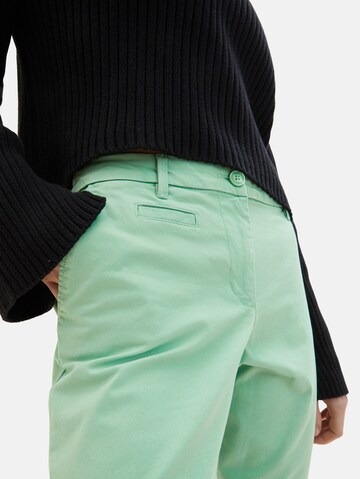 TOM TAILOR Regular Панталон Chino в зелено