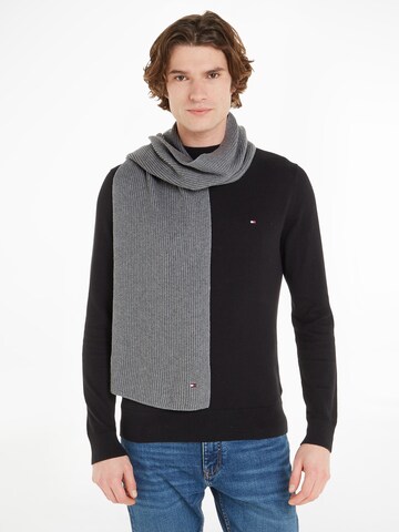 TOMMY HILFIGER Scarf 'Essential' in Grey: front