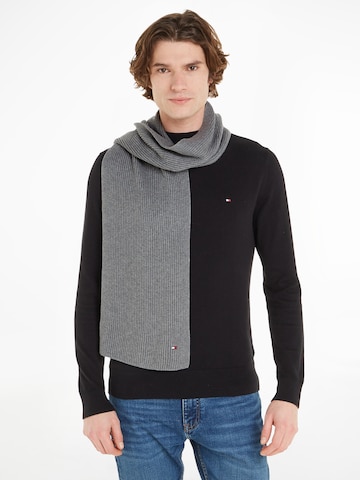 TOMMY HILFIGER Scarf 'Essential' in Grey: front