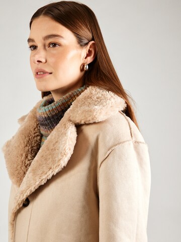NÜMPH Tussenmantel in Beige