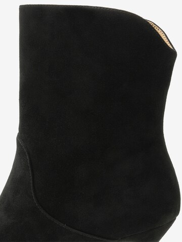 Shoe The Bear Ankle Boots in Schwarz