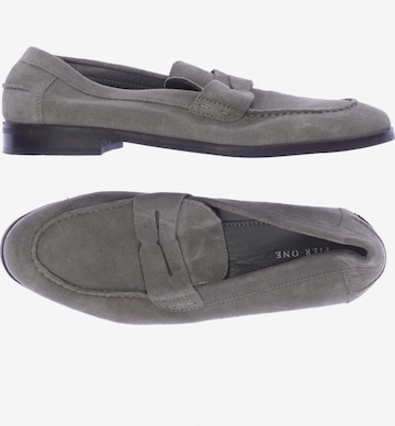 Pier One Flats & Loafers in 41 in Grey: front