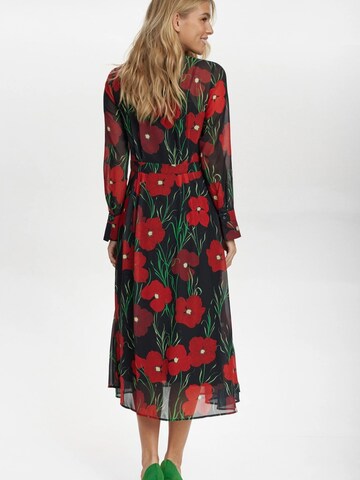 Robe 'Kyndall' NÜMPH en rouge