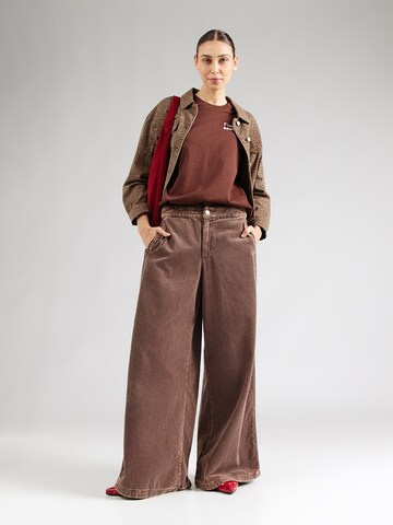 Sublevel T-shirt i brun