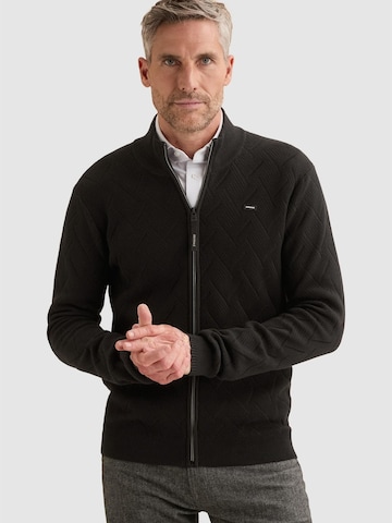 VANGUARD Gebreid vest 'Bonded cotton cardigan with allover textured pattern' in Zwart: voorkant