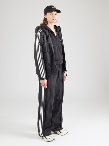 Geacă de iarnă 'Ess' de la ADIDAS SPORTSWEAR pe negru
