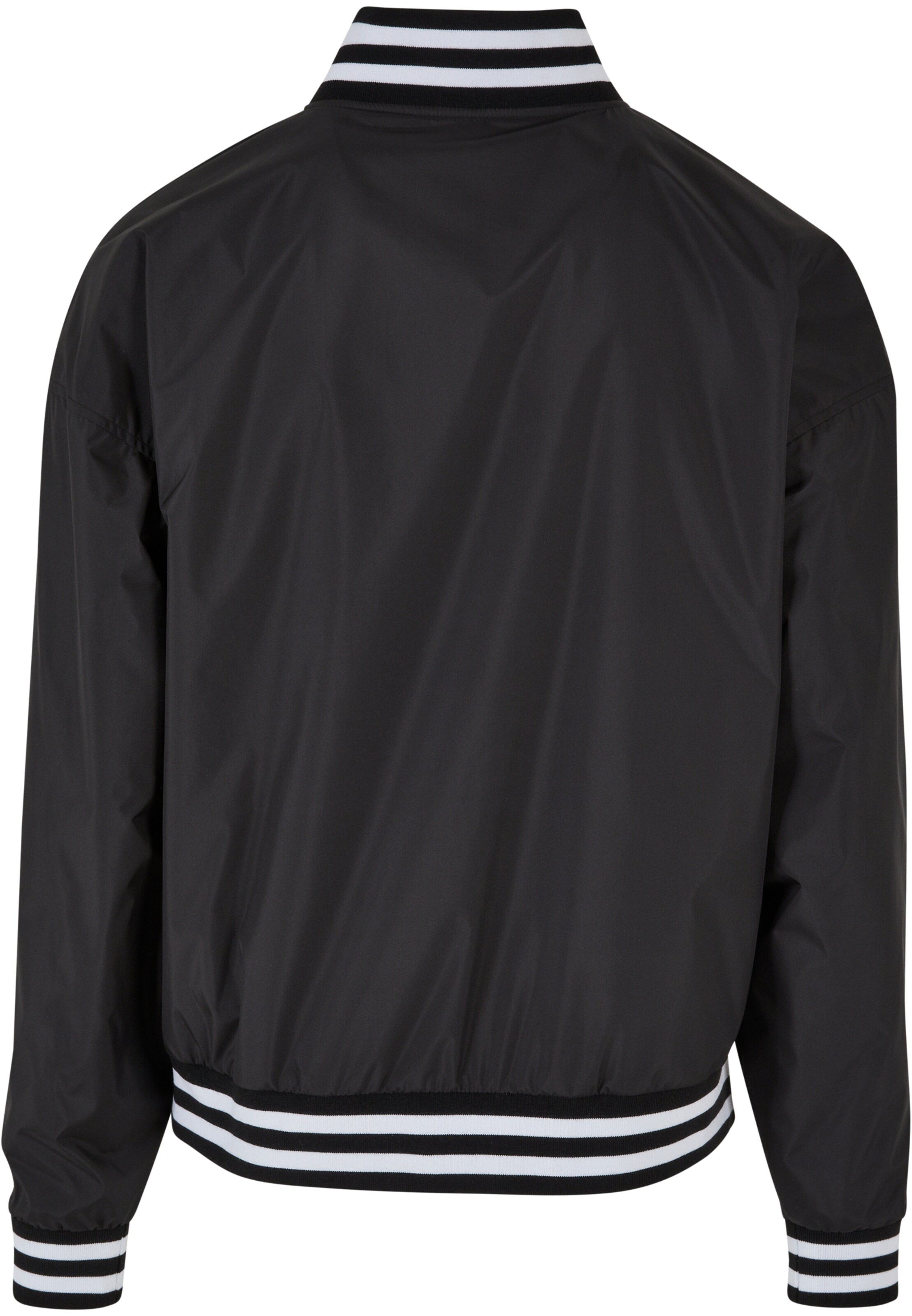 Urban Classics Välikausitakki värissä musta