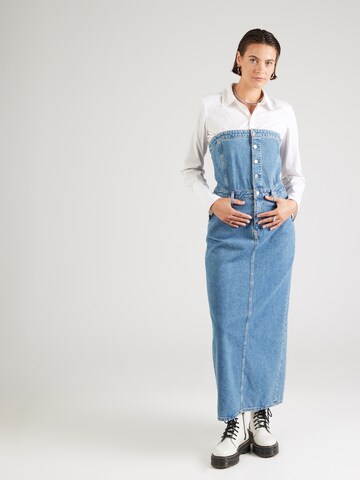 Regular Robe Calvin Klein Jeans en bleu