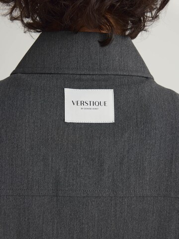 VERSTIQUE Oversized tričko – šedá