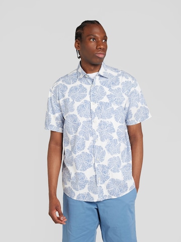 s.Oliver - Comfort Fit Camisa em branco: frente