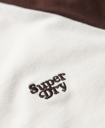 T-shirt 'Essential' Superdry en marron