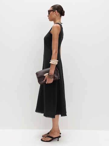 Robe Marks & Spencer en noir