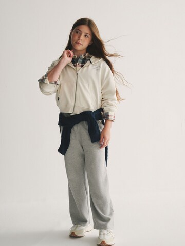 Superdry - Conjunto en gris